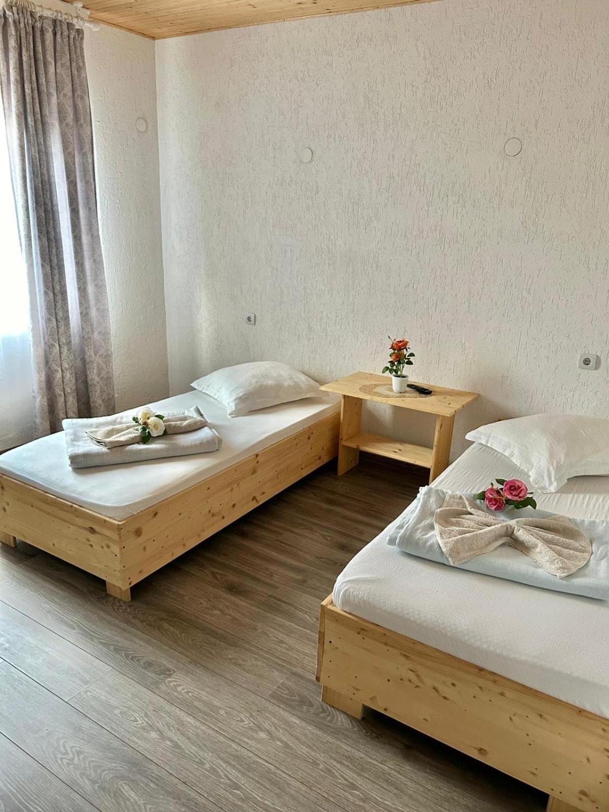 Pensiunea Casa Nina Cîrţişoara Buitenkant foto
